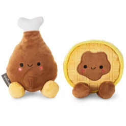 Hallmark Better Together Chicken And Waffle Magnetic Plush, 6.75" -Hallmark Better Together Chicken and Waffle Magnetic Plush 1KID1646 02