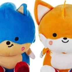 Hallmark Better Together SEGA Sonic The Hedgehog™ And Tails Magnetic Plush Pair, 5.2" 12 Hallmark Better Together SEGA Sonic The Hedgehog™ And Tails Magnetic Plush Pair, 5.2" -Hallmark Better Together Sega Sonic and Tails Magnetic Plush 1BTG1010 05