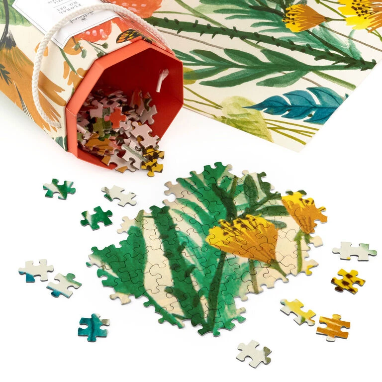 Hallmark Floral No. 021 1,000-Piece Jigsaw Puzzle 4 Hallmark Floral No. 021 1,000-Piece Jigsaw Puzzle - Image 2