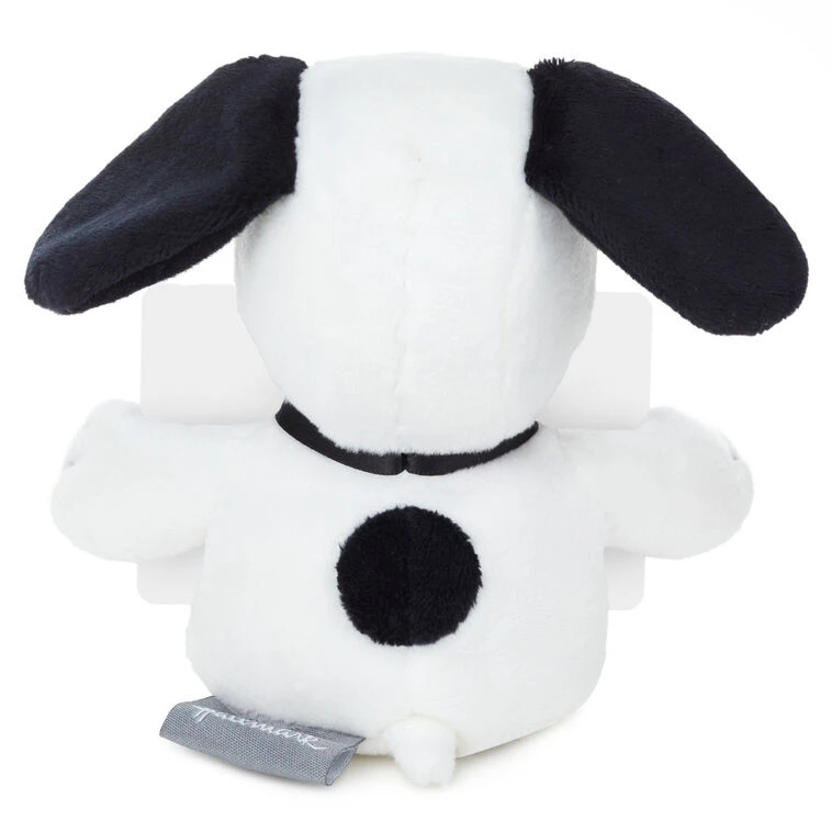 Hallmark Peanuts® Snoopy Plush Gift Card Holder, 4.2" 4 Hallmark Peanuts® Snoopy Plush Gift Card Holder, 4.2" - Image 2