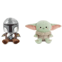 Hallmark Better Together Star Wars™ The Mandalorian™ And Grogu™ Magnetic Plush, 5" -Hallmark Star Wars The Mandalorian and Grogu Magnetic Plush 1BTG1001 02